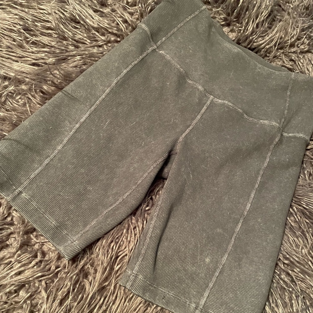 Zella bike shorts